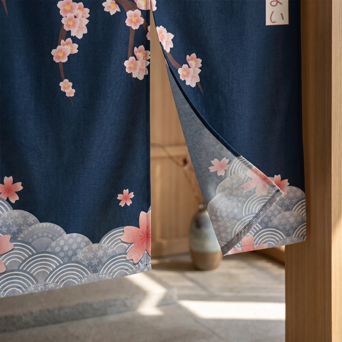 Rideau de porte en lin japonais – Sakura - closeup Image