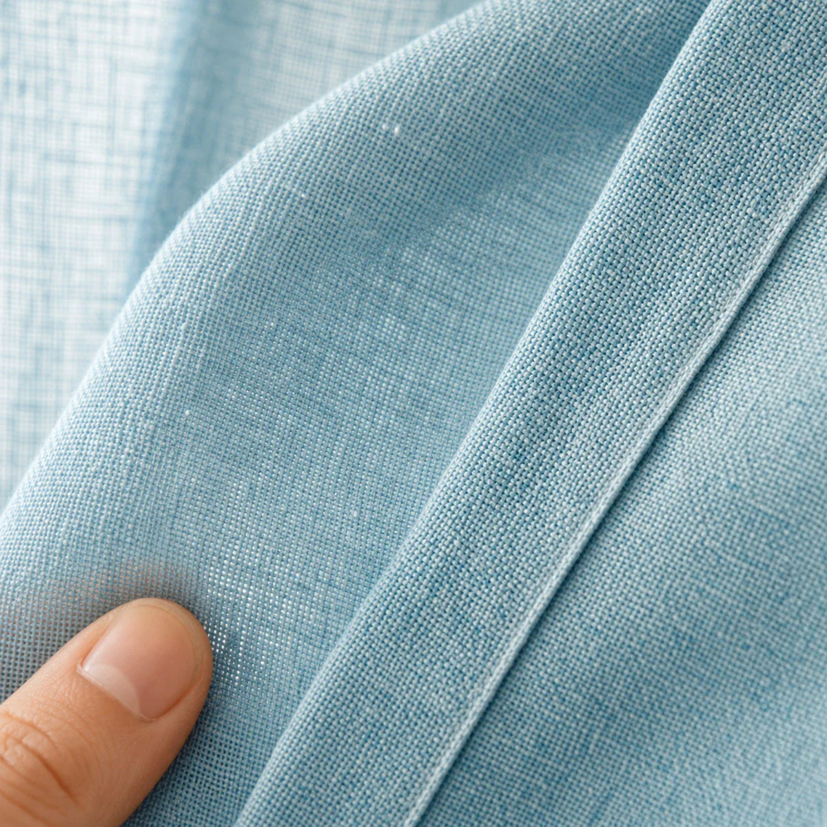 Rideau Lin - Voilage Bleu Ciel - détail de texture du tissu voilage