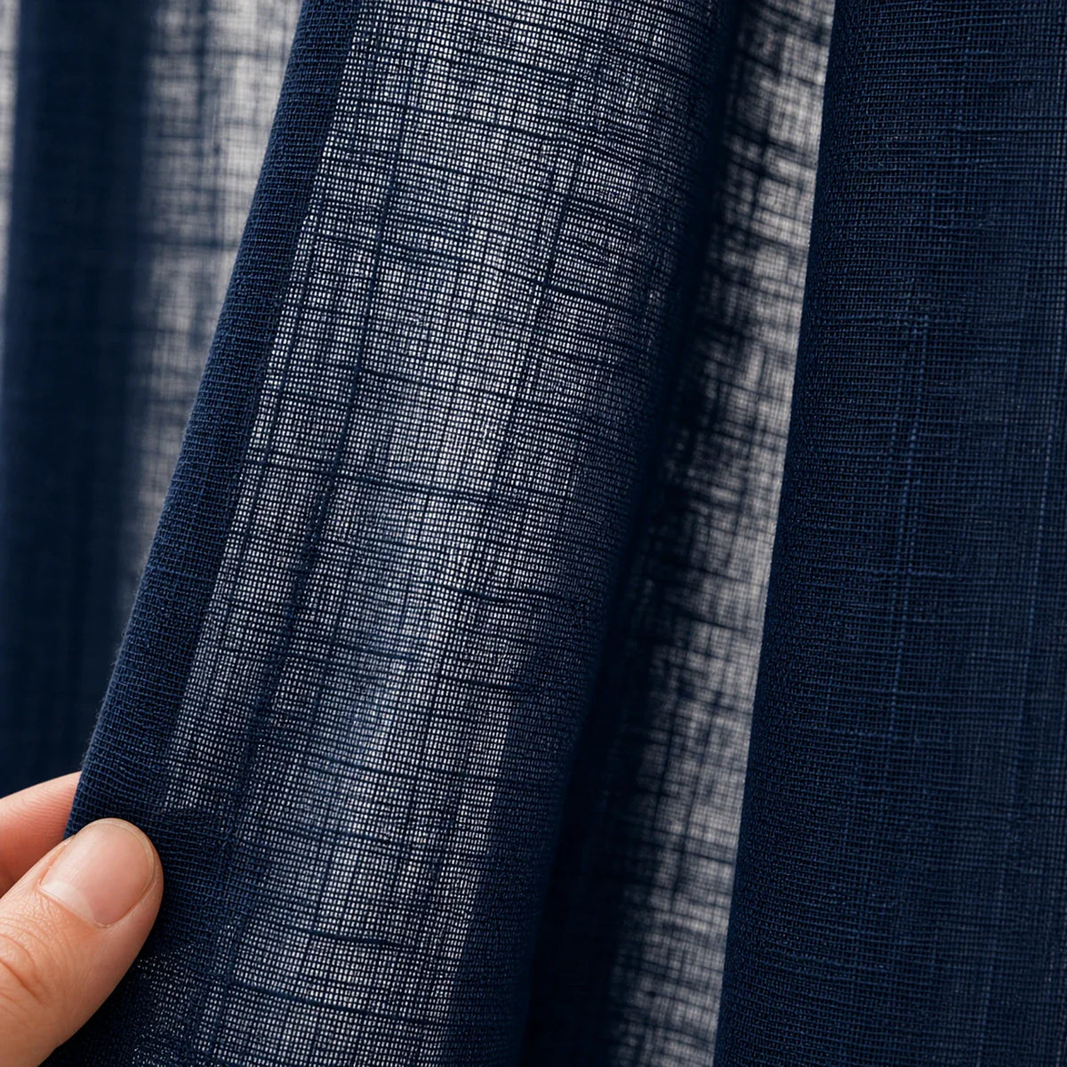 Rideau Lin - Voilage Bleu Foncé - détail de texture du tissu voilage