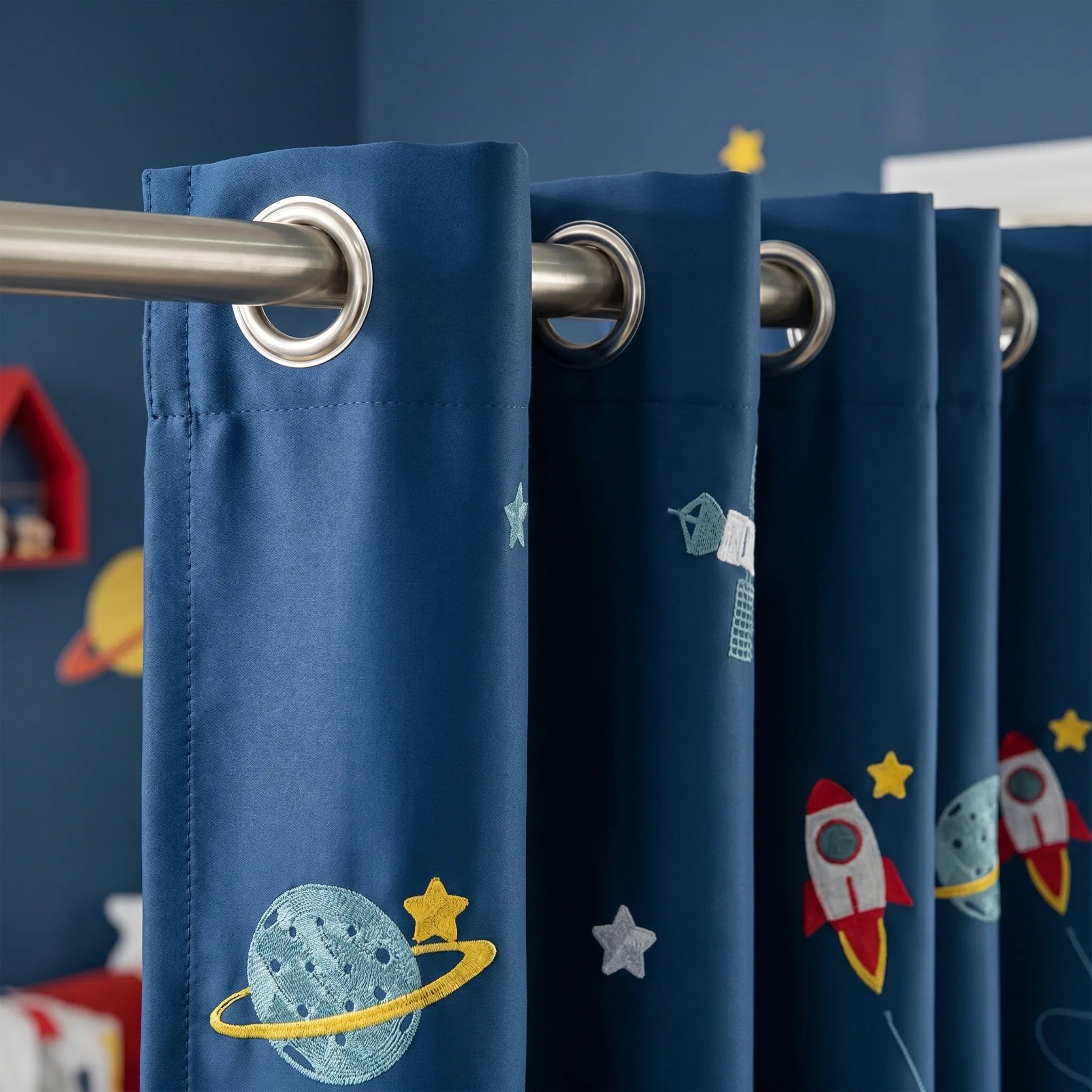 Rideaux occultants bleu espace cosmique de dessin animé mignon moderne pour chambre d'enfants, rideaux insonorisés/réducteurs de bruit, lavables en Machine - oeillets