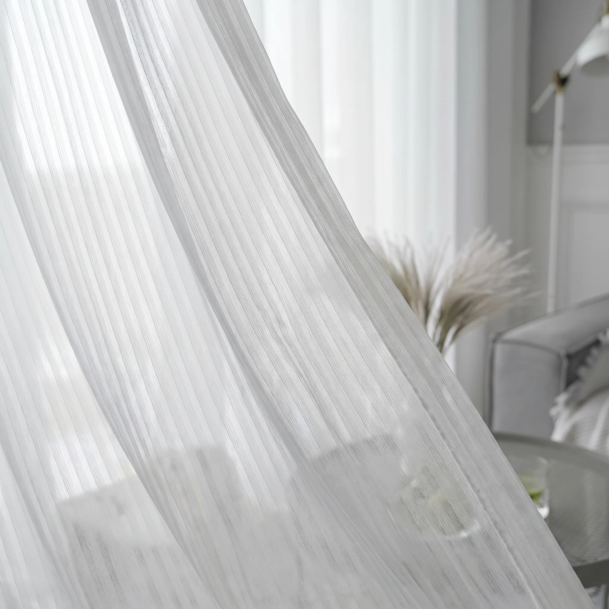 Rideaux Rayures Horizontales Blanc et Transparente AURÉïS - closeup