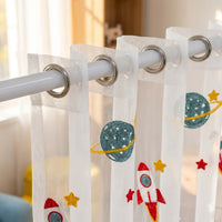 Rideaux voilage enfant – Espace cosmique - oeillets