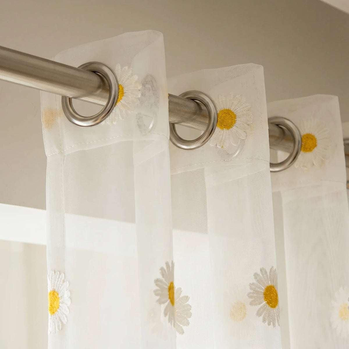 Rideaux Voilage Motif Marguerites - oeillets