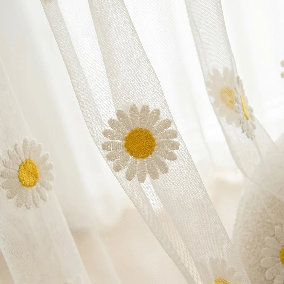 Rideaux Voilage Motif Marguerites - texture